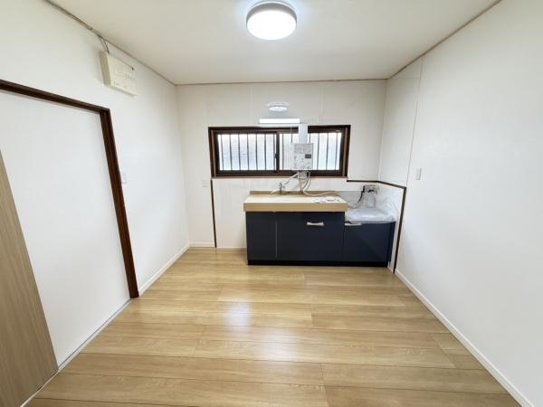 高安町北5丁目テラスハウス