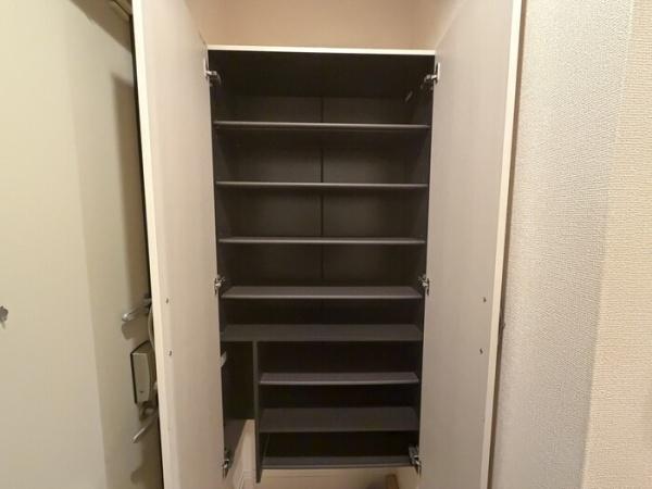 柏原市古町１丁目のハイツ