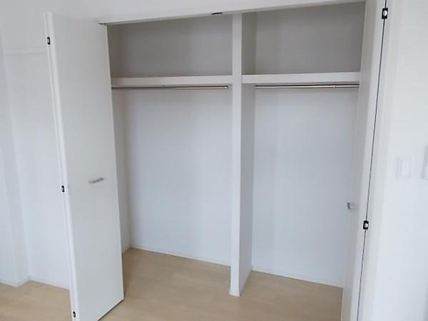 羽曳野市誉田３丁目のハイツ