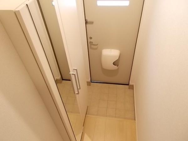 羽曳野市誉田３丁目のハイツ