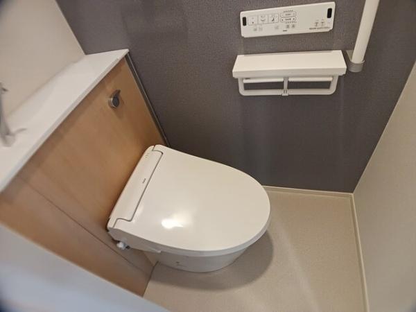 羽曳野市古市２丁目のアパート