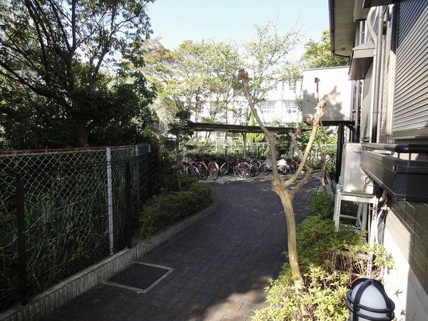 グレイスコート峰塚　Ａ棟