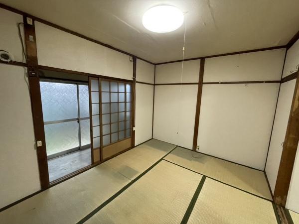 東大阪市中新開２丁目のアパート