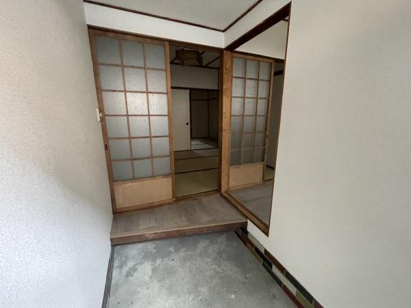 東大阪市中新開２丁目のアパート