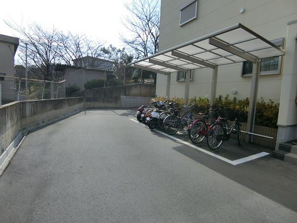 藤井寺市野中３丁目のハイツ