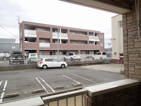 羽曳野市東阪田のハイツ