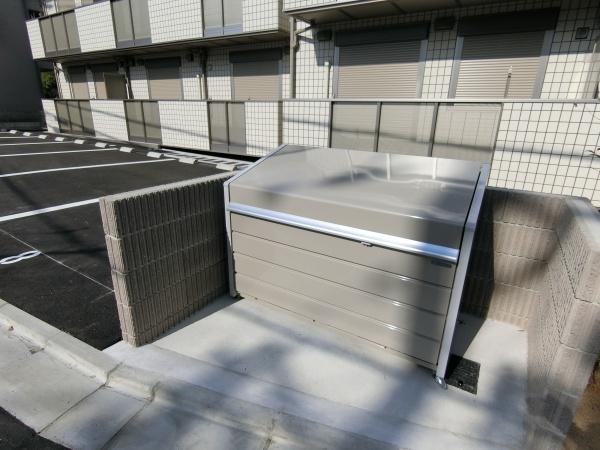 羽曳野市西浦６丁目のアパート