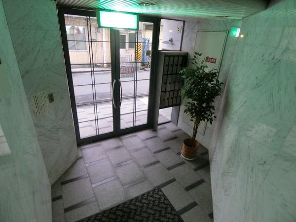 羽曳野市栄町のマンション