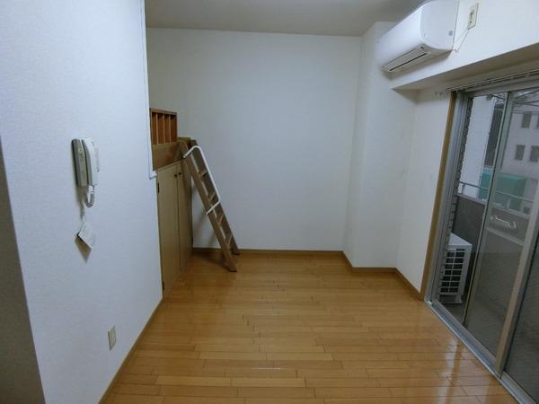 羽曳野市栄町のマンション