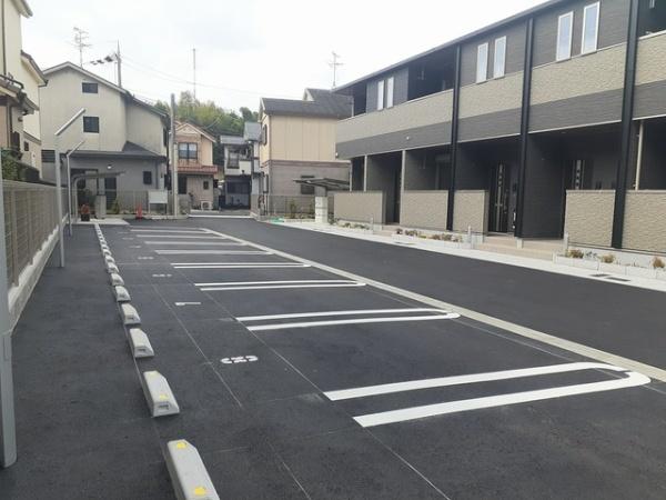 羽曳野市河原城のアパート
