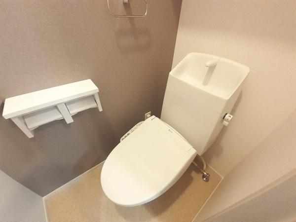 羽曳野市河原城のアパート