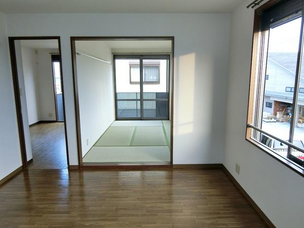 シャーメゾン岡田