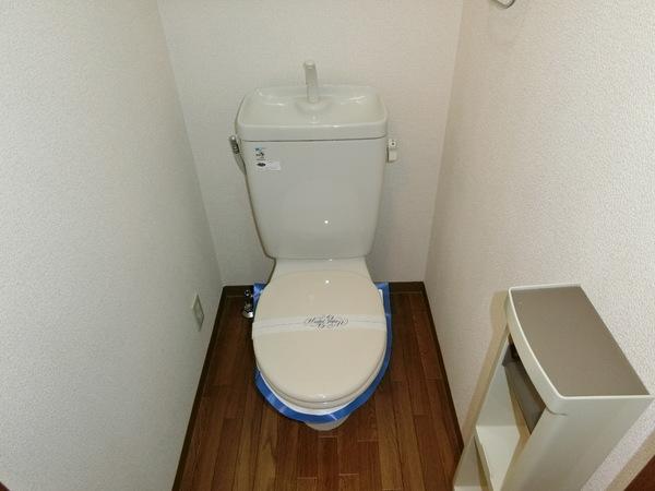 シャーメゾン岡田