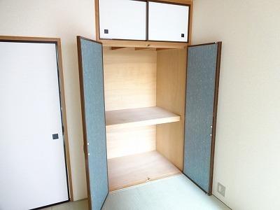羽曳野市島泉７丁目のハイツ