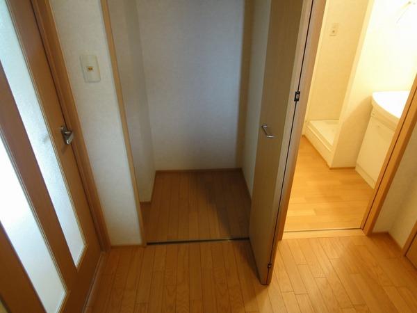 藤井寺市小山９丁目のハイツ