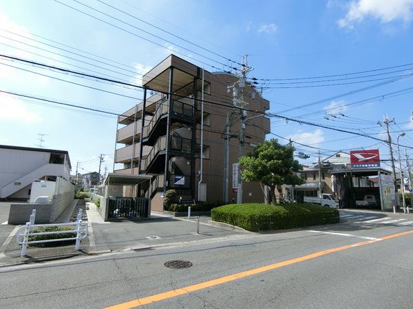 ルナアーク　ファースト