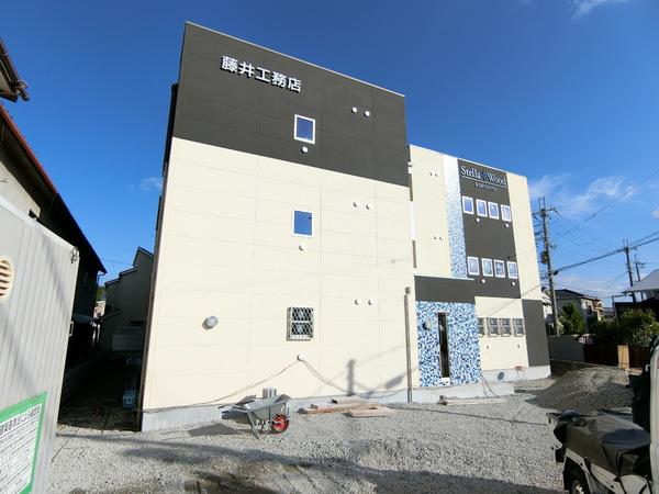 ステラウッド軽里