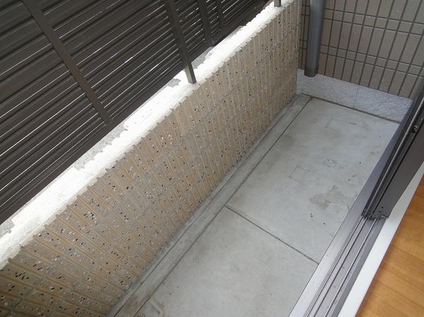 羽曳野市南恵我之荘２丁目のハイツ