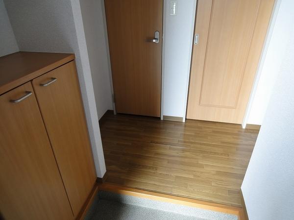 羽曳野市南恵我之荘２丁目のハイツ