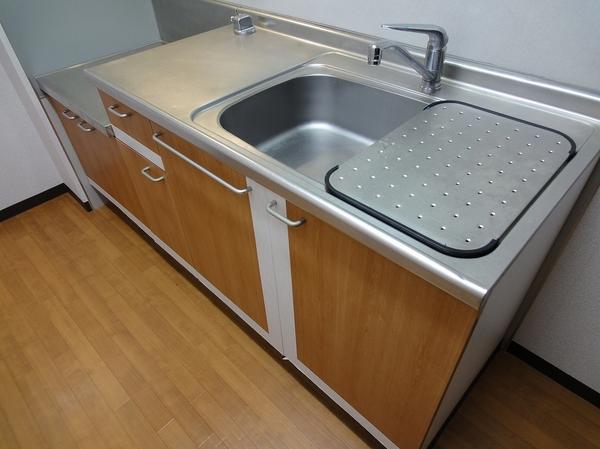 羽曳野市南恵我之荘２丁目のハイツ