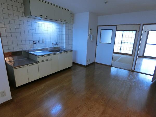 マンション和泉第三