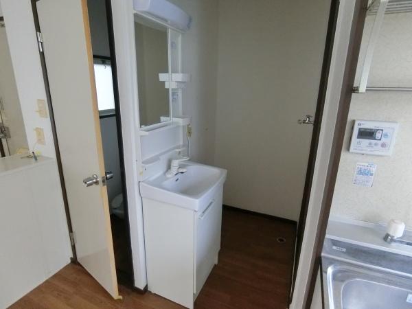 ファミール林B棟