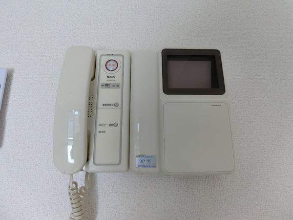 センターフィールドIII