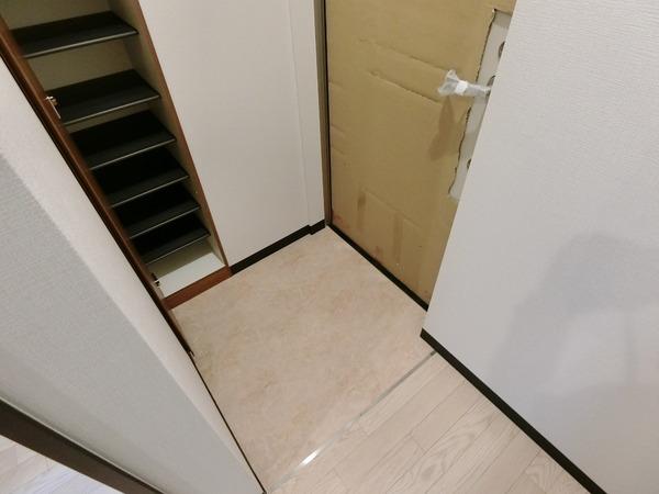 羽曳野市高鷲９丁目のハイツ