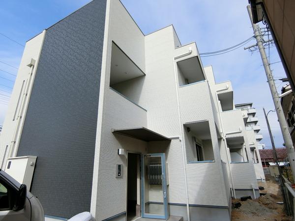羽曳野市高鷲９丁目のハイツ