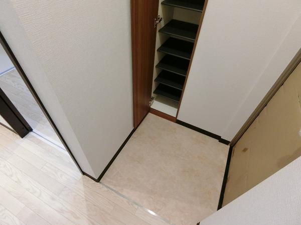 羽曳野市高鷲９丁目のハイツ