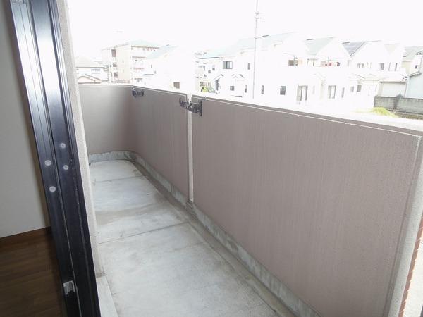 藤井寺市沢田２丁目のマンション