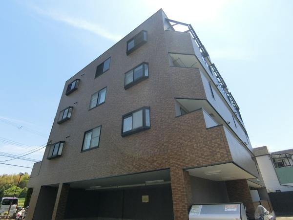 羽曳野市河原城のマンション