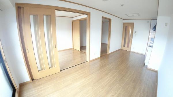 羽曳野市河原城のマンション