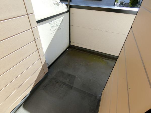 羽曳野市高鷲６丁目のアパート
