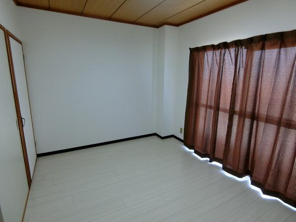 藤井寺市沢田１丁目のマンション