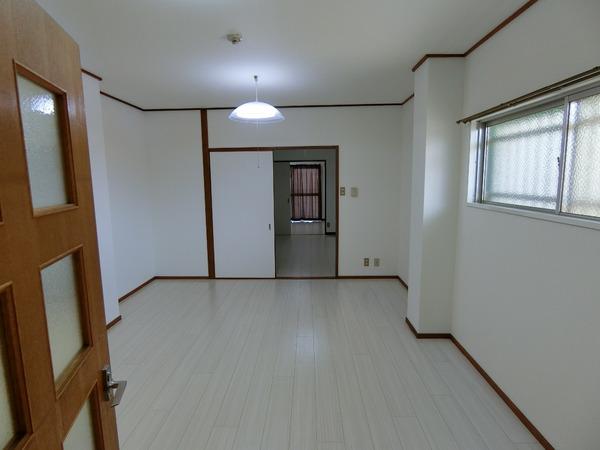 藤井寺市沢田１丁目のマンション