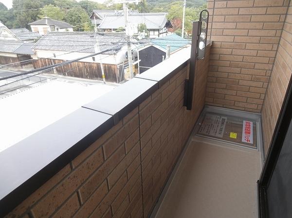 羽曳野市誉田３丁目のハイツ