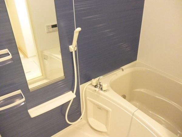 柏原市古町２丁目のハイツ