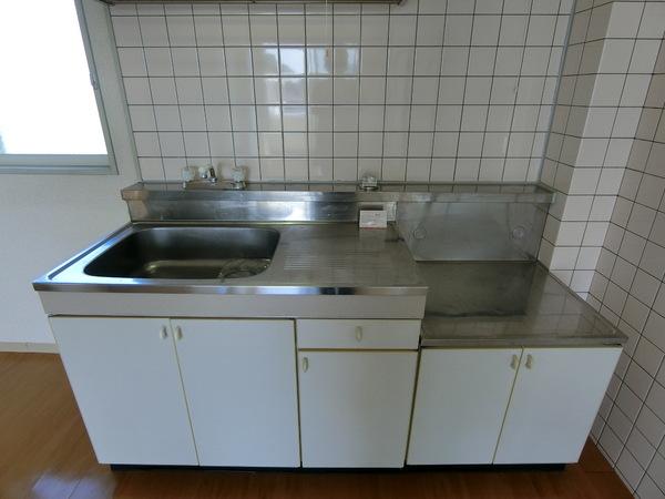八尾市沼１丁目のハイツ
