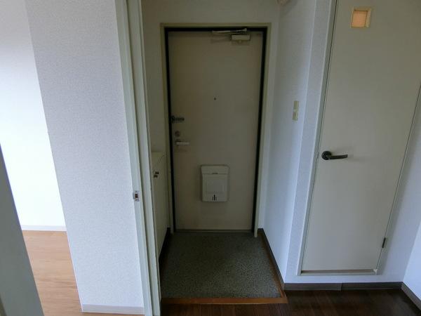八尾市沼１丁目のハイツ
