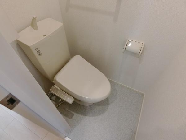 藤井寺市道明寺４丁目のハイツ