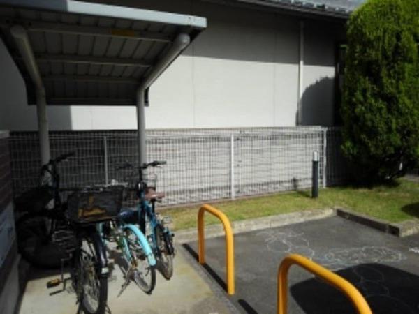 松原市立部２丁目のハイツ