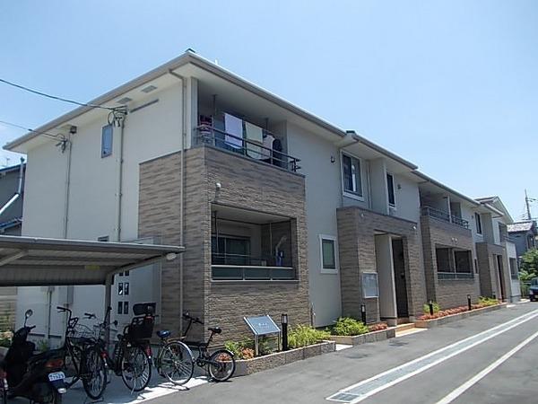羽曳野市高鷲７丁目のハイツ
