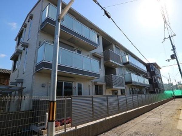 柏原市平野１丁目のハイツ