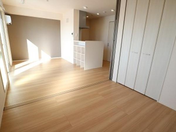 柏原市平野１丁目のハイツ