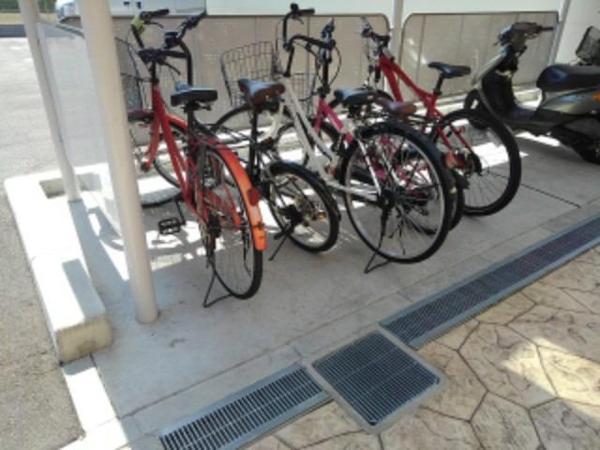 松原市北新町５丁目のハイツ