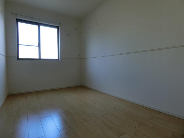 羽曳野市古市２丁目のハイツ