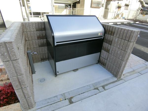 羽曳野市古市２丁目のハイツ