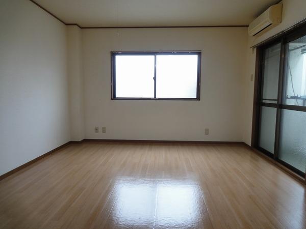 藤井寺市沢田１丁目のマンション