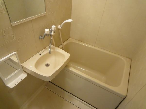 藤井寺市沢田１丁目のマンション
